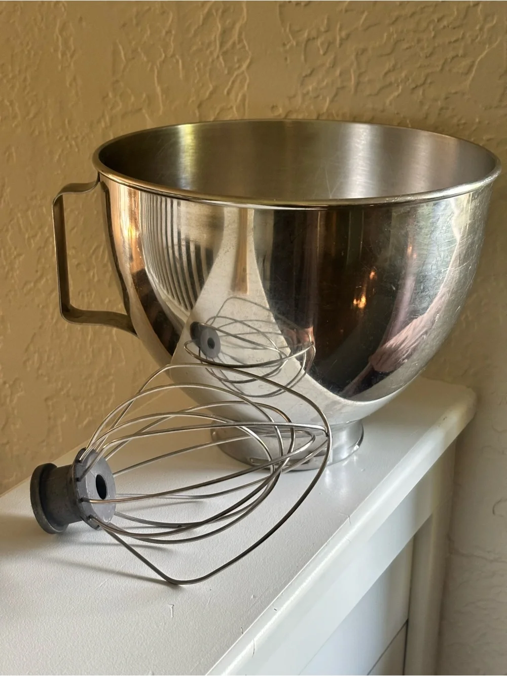 Kitchen Aid K45 Bowl Stainless Steel Mixing Bowl and wisk attachment